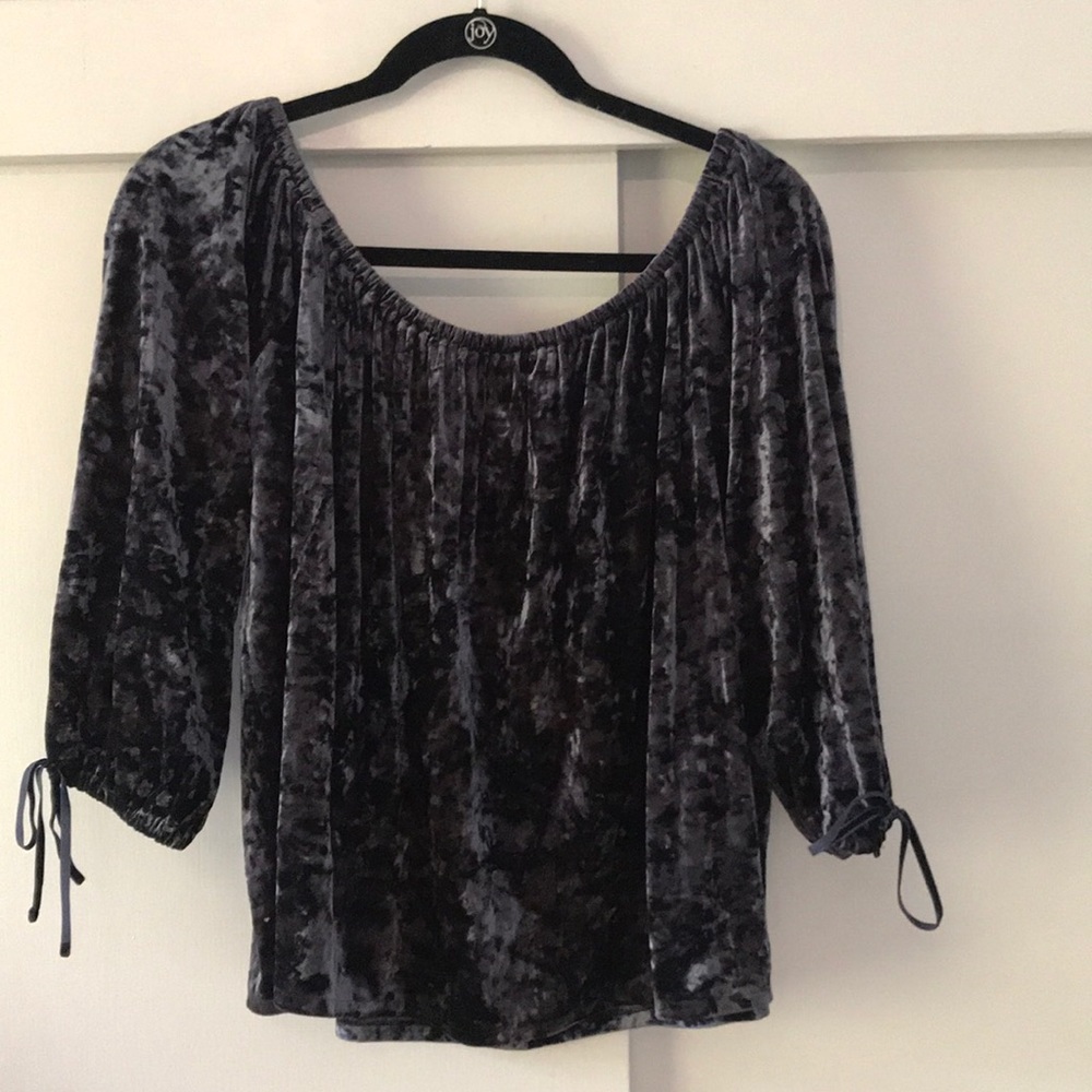 American Eagle Velvet Top